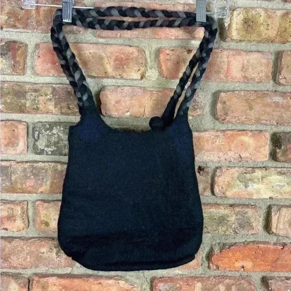 NWT Rising Tide Handmade Felted Wool Purse flower leaf design black - Picture 2 of 2